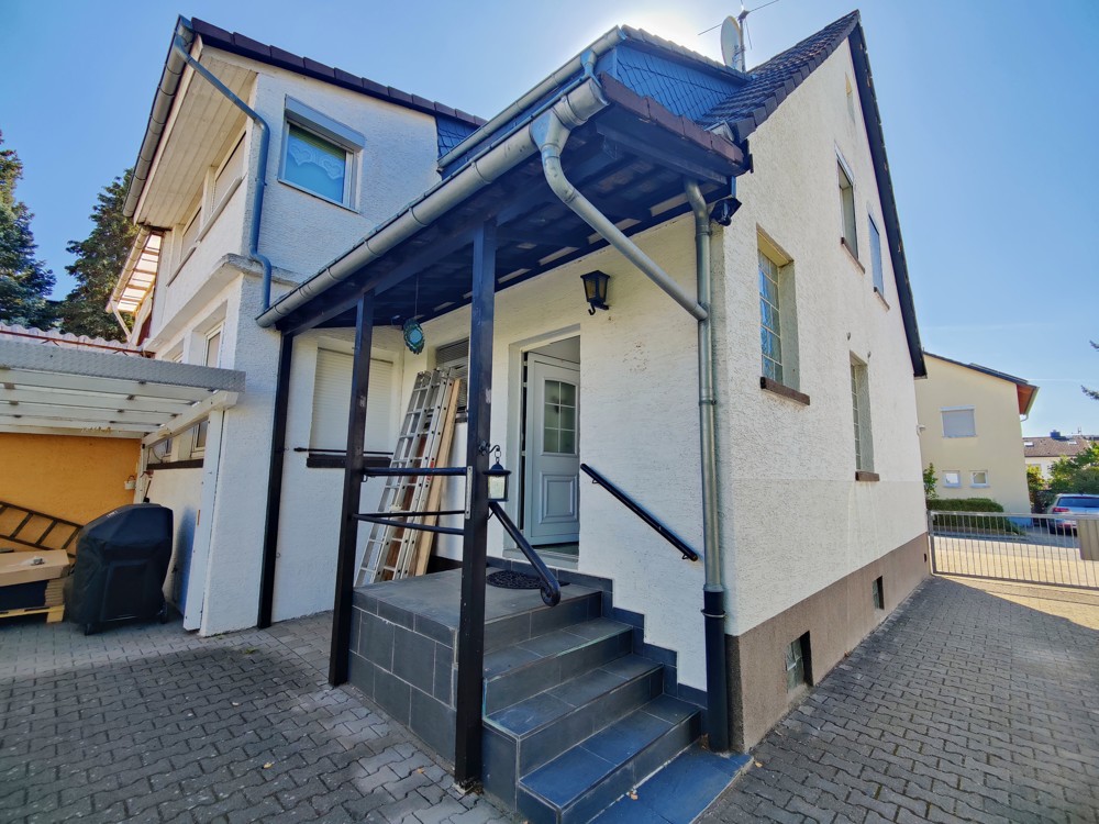 AußenansichtHauseingang