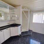 Bad mit Dusche 1. OG